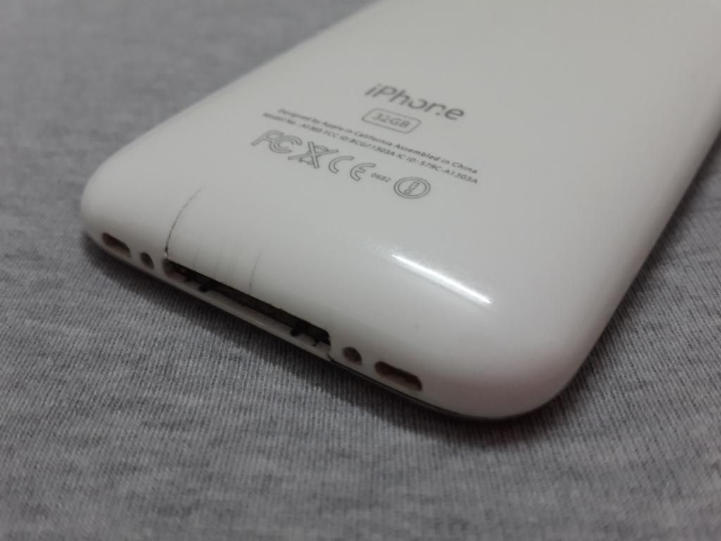 bán dùm người quen Nokia E66 màu đỏ , còn đẹp - 1 con Iphone 3GS 32gb xấu xí lỗi nhẹ - 27