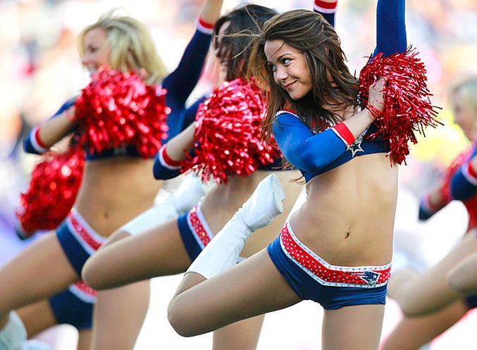 New England Patriots - NFL cheerleaders november 2012 / девушки из групп поддержки в американском футболе